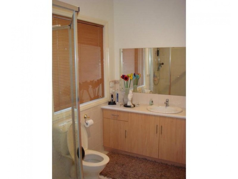 22 Kingfisher Avenue, Mawson Lakes SA 5095