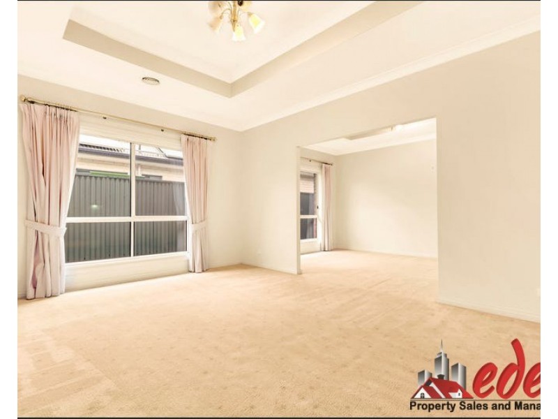 12 Parkview Drive, Mawson Lakes SA 5095