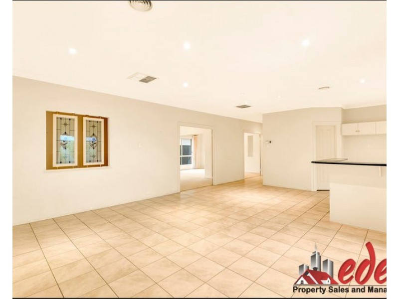 12 Parkview Drive, Mawson Lakes SA 5095