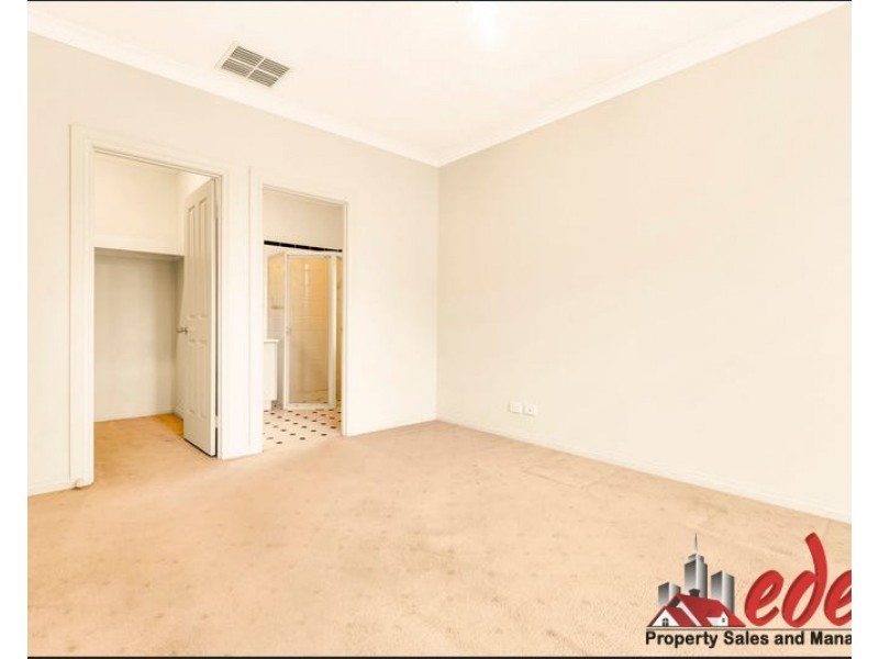 12 Parkview Drive, Mawson Lakes SA 5095