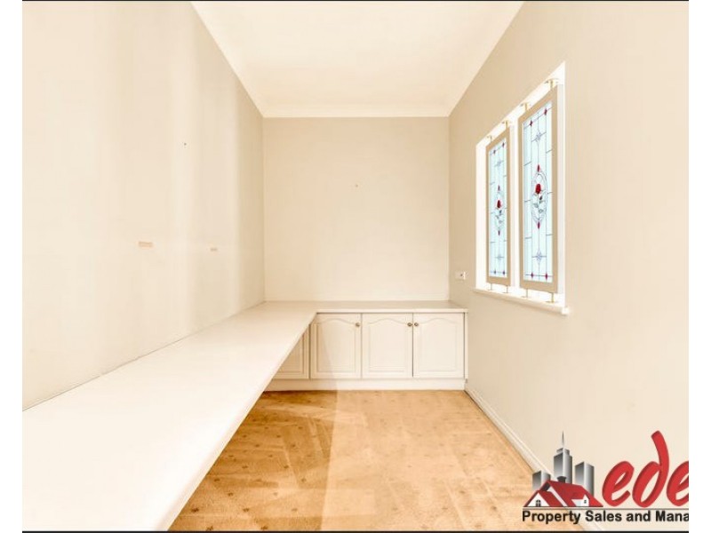 12 Parkview Drive, Mawson Lakes SA 5095