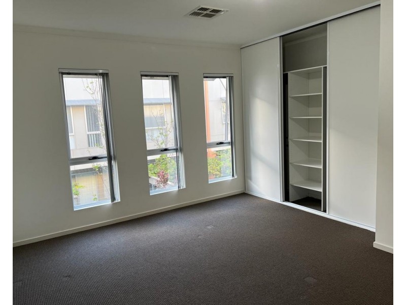 18/23-25 Metro Parade, Mawson Lakes SA 5095