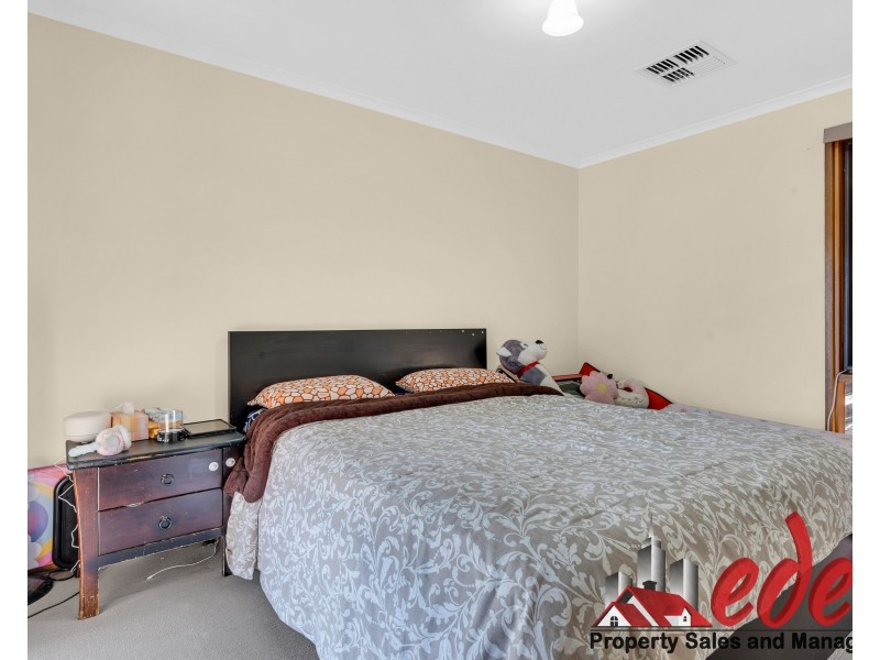 38 Milligan Drive, Para Vista SA 5093