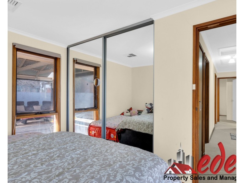 38 Milligan Drive, Para Vista SA 5093