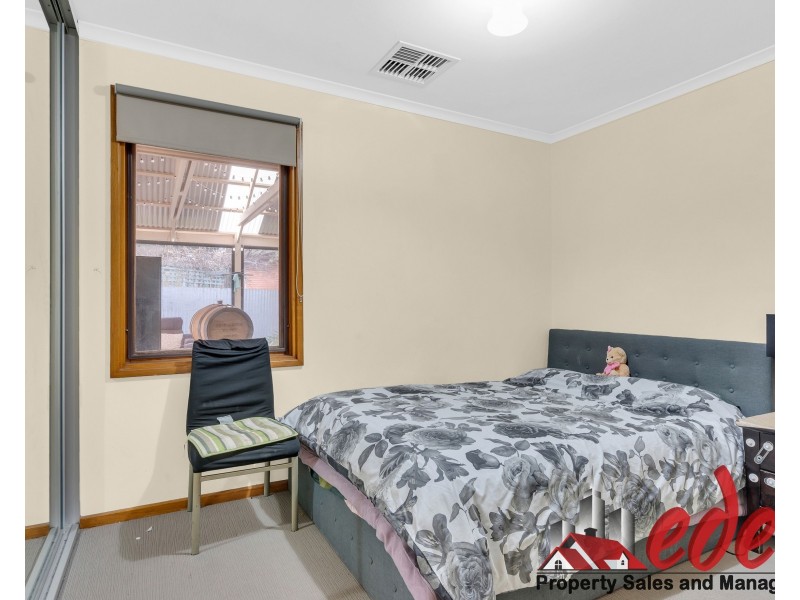 38 Milligan Drive, Para Vista SA 5093