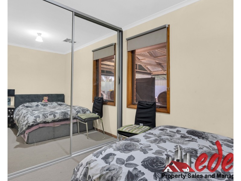 38 Milligan Drive, Para Vista SA 5093