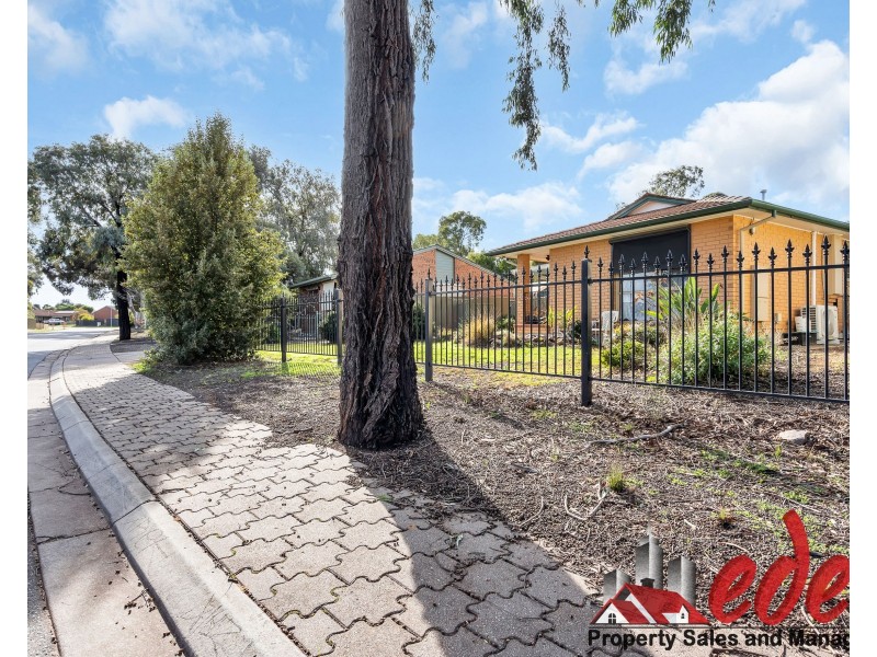 38 Milligan Drive, Para Vista SA 5093