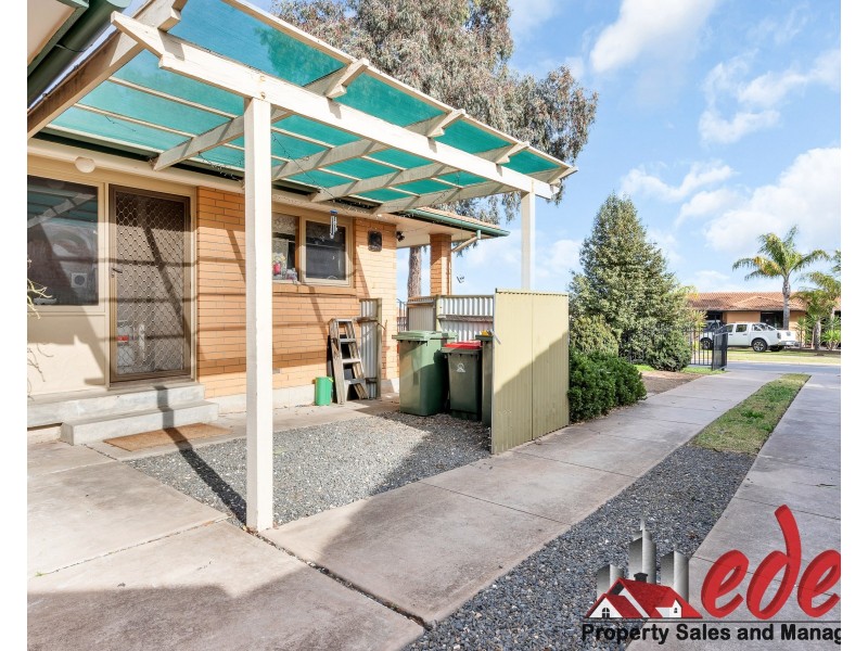 38 Milligan Drive, Para Vista SA 5093