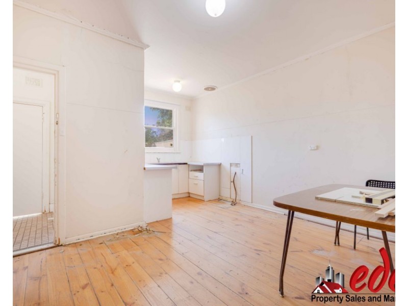 16 Dolphin Street, Elizabeth East SA 5112