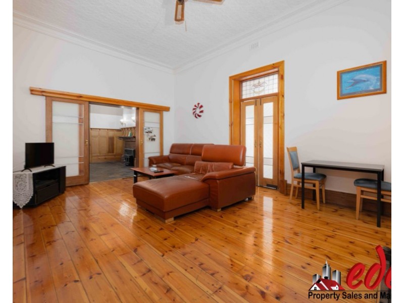 72 Adelaide Road, Murray Bridge SA 5253