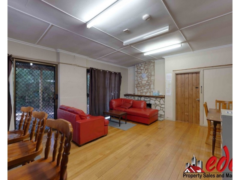 72 Adelaide Road, Murray Bridge SA 5253