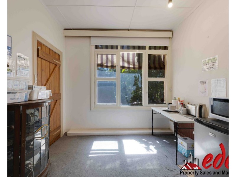 72 Adelaide Road, Murray Bridge SA 5253