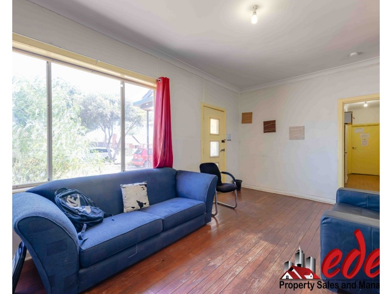 15 Andrews Road, Elizabeth Downs SA 5113