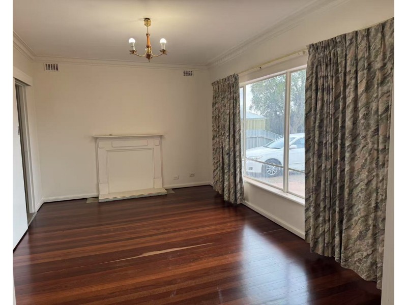 15 Murray Street, Ridgehaven SA 5097