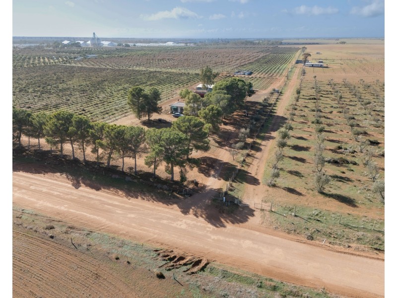 155 Kallora Road, Bowmans SA 5550