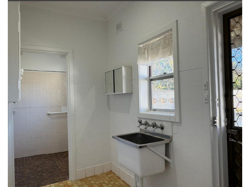 18 Loftis Road, Elizabeth Downs SA 5113