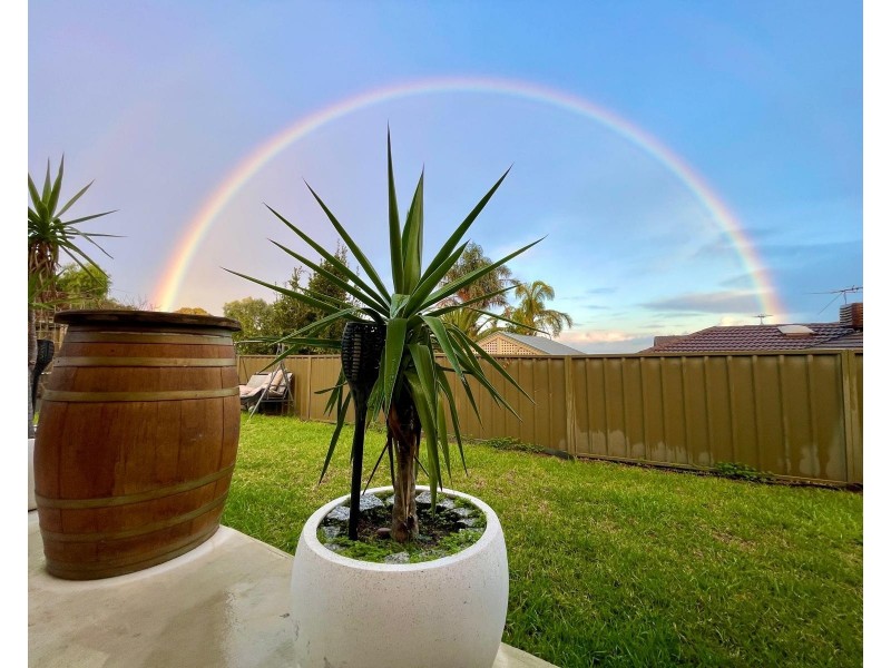 27 Manunda Way, Hallett Cove SA 5158