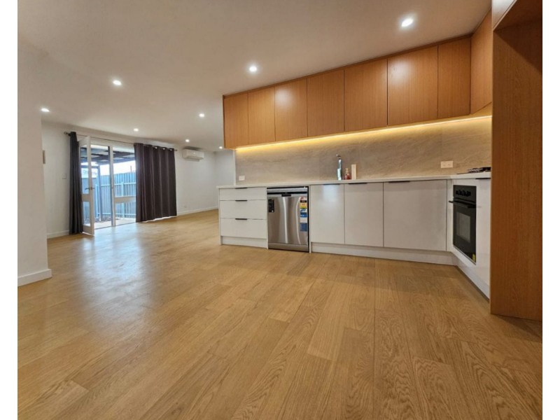 27 Koongarra Crescent, Munno Para SA 5115