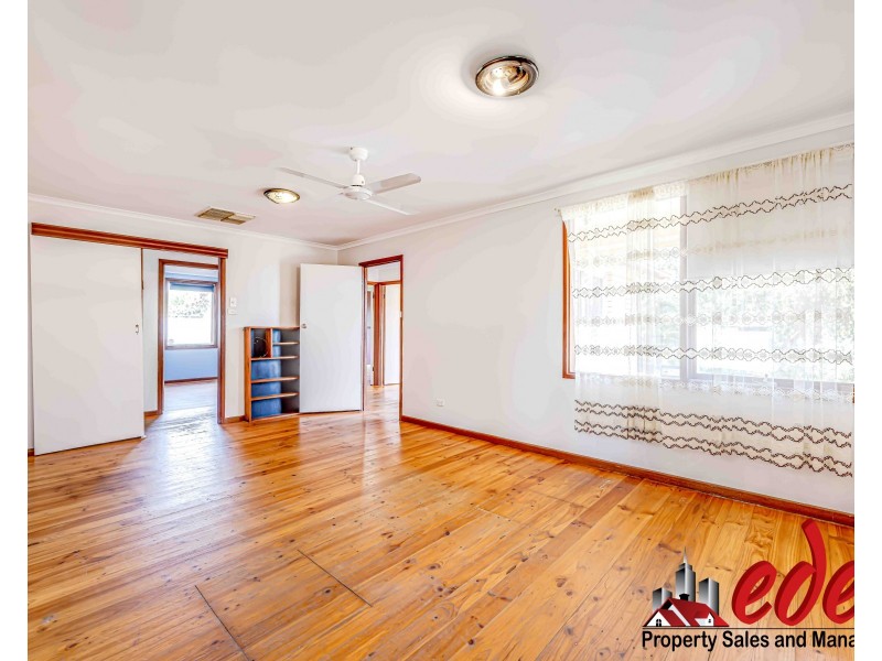 24 Koongarra Crescent, Munno Para SA 5115