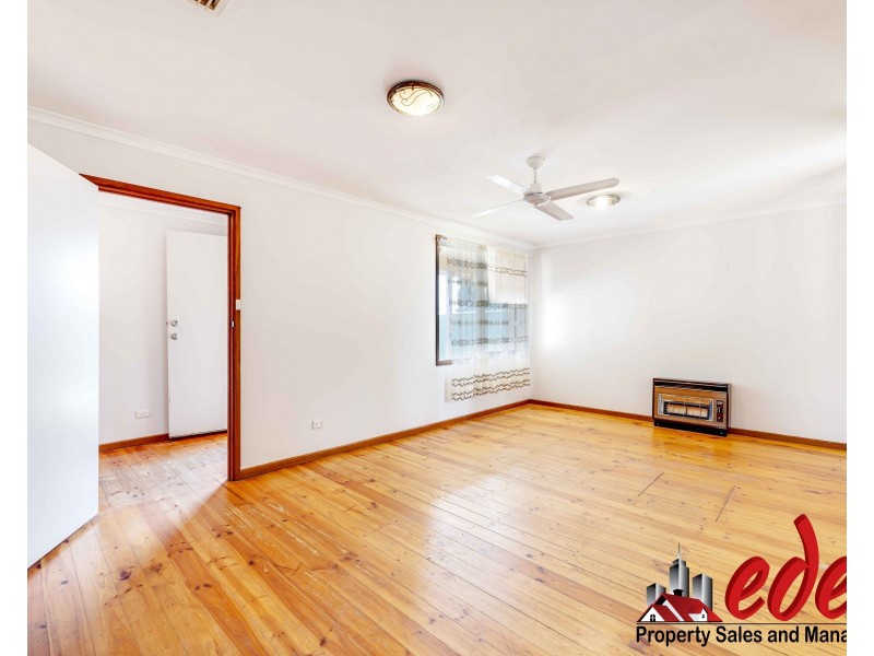 24 Koongarra Crescent, Munno Para SA 5115