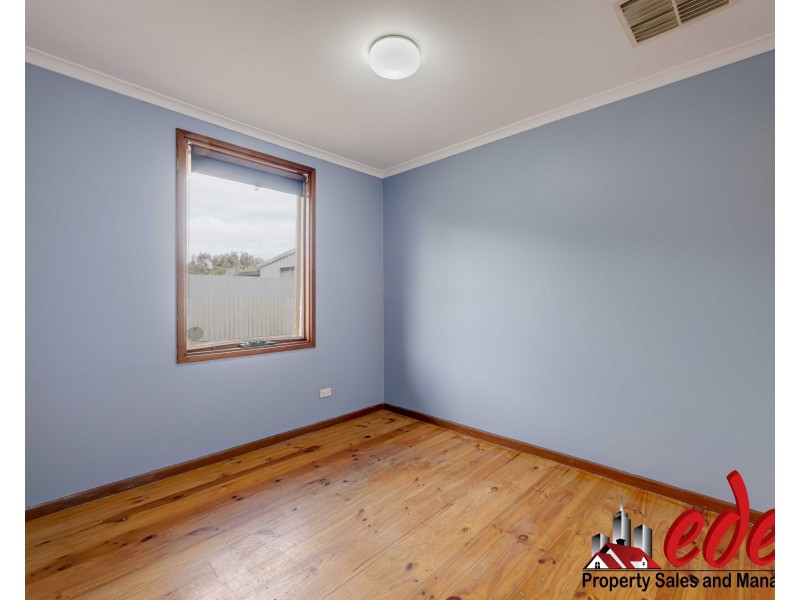 24 Koongarra Crescent, Munno Para SA 5115