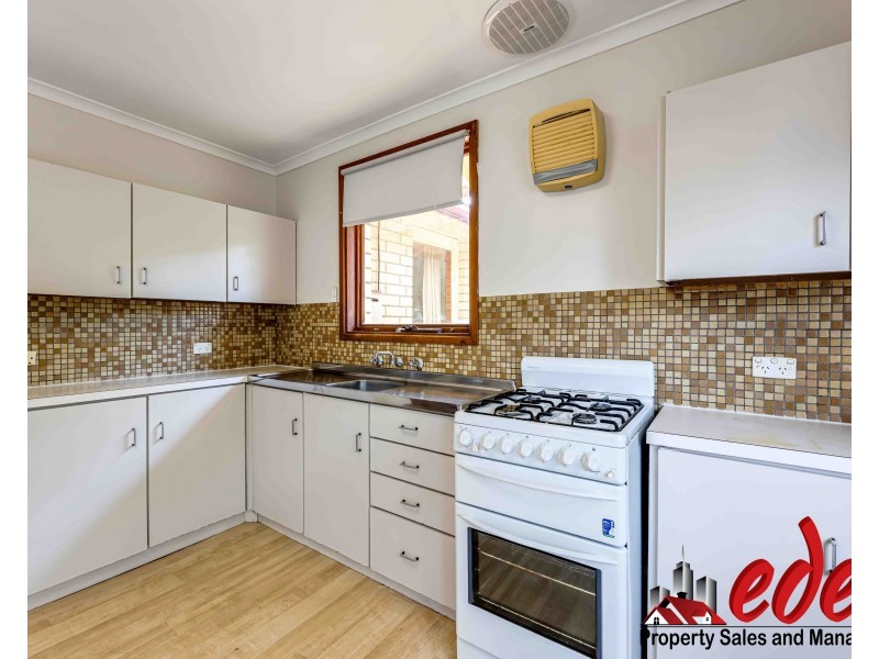 24 Koongarra Crescent, Munno Para SA 5115