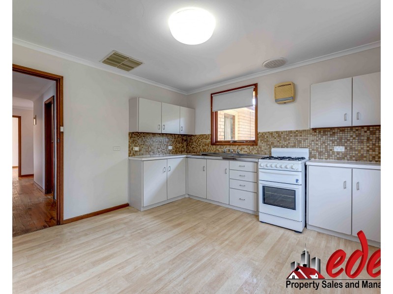 24 Koongarra Crescent, Munno Para SA 5115