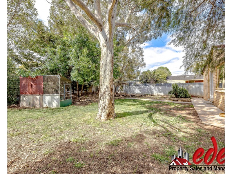 24 Koongarra Crescent, Munno Para SA 5115