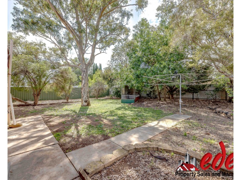 24 Koongarra Crescent, Munno Para SA 5115