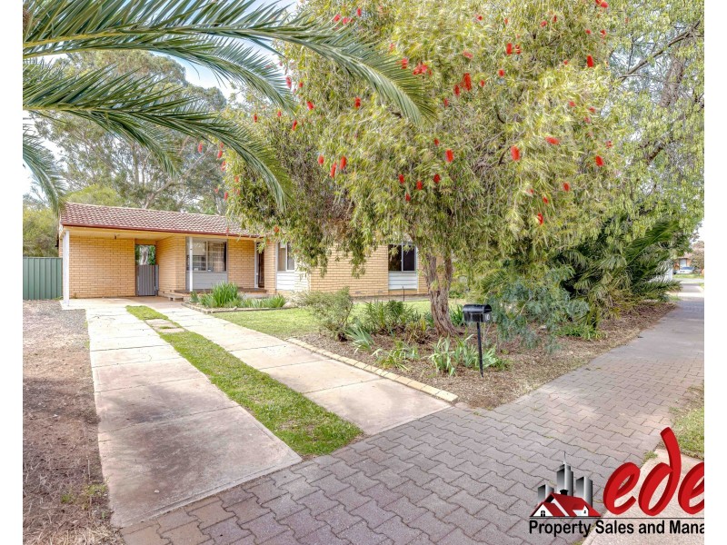 24 Koongarra Crescent, Munno Para SA 5115