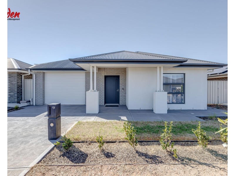 13  Grace Rd, Munno Para West SA 5115
