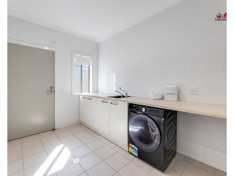 13  Grace Rd, Munno Para West SA 5115