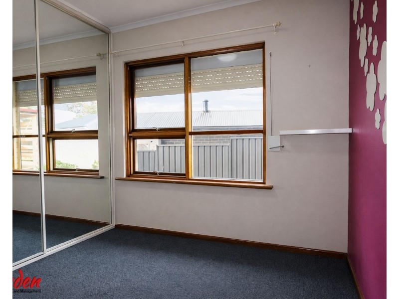 10 Tamala Crescent, Gilles Plains SA 5086