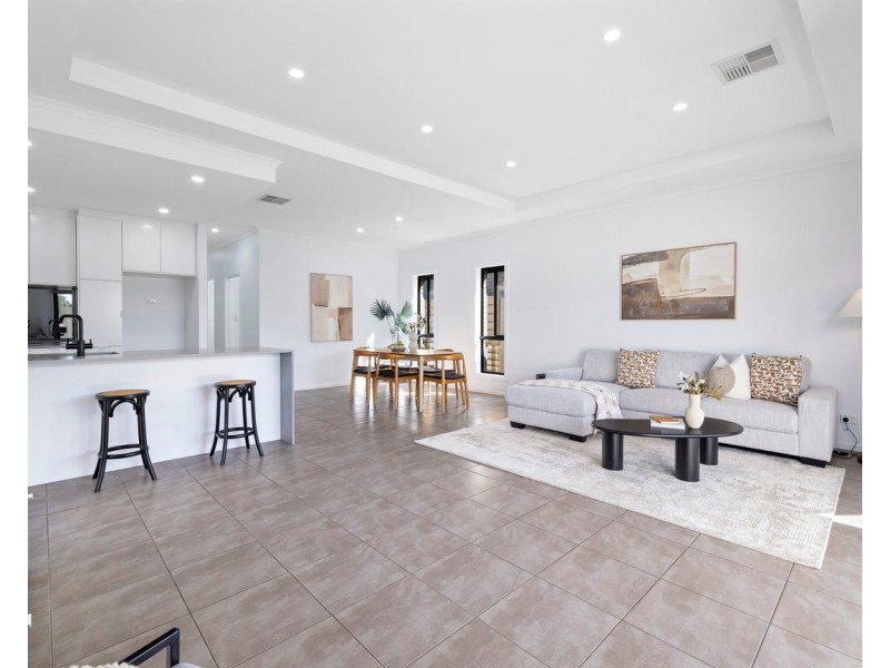 1 C Ballater Avenue, Seaton SA 5023