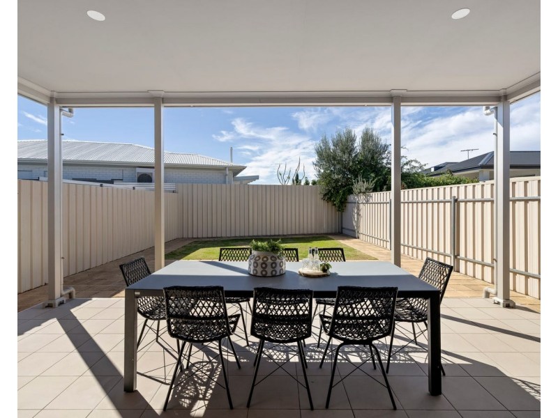 1 C Ballater Avenue, Seaton SA 5023