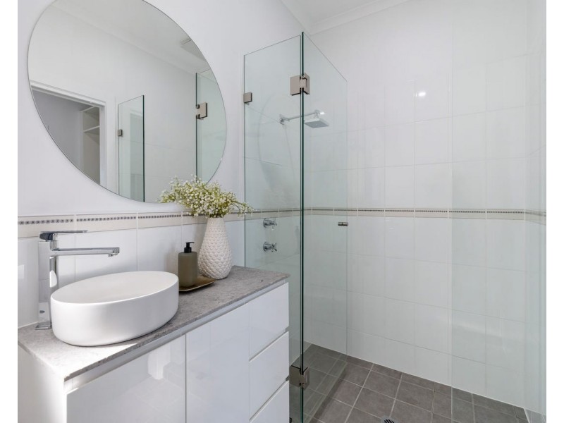 1 C Ballater Avenue, Seaton SA 5023