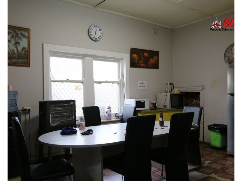 56-58 Howards Road, Beverley SA 5009