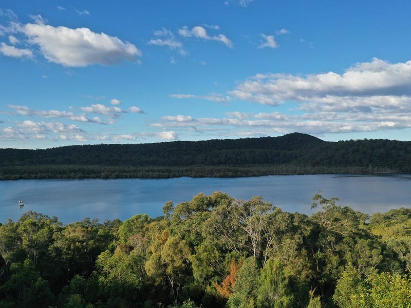 40 Leichhardt Terrace, Russell Island QLD 4184