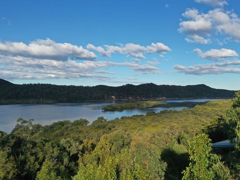 40 Leichhardt Terrace, Russell Island QLD 4184