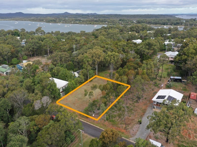 40-42 Hastings Terrace, Macleay Island QLD 4184
