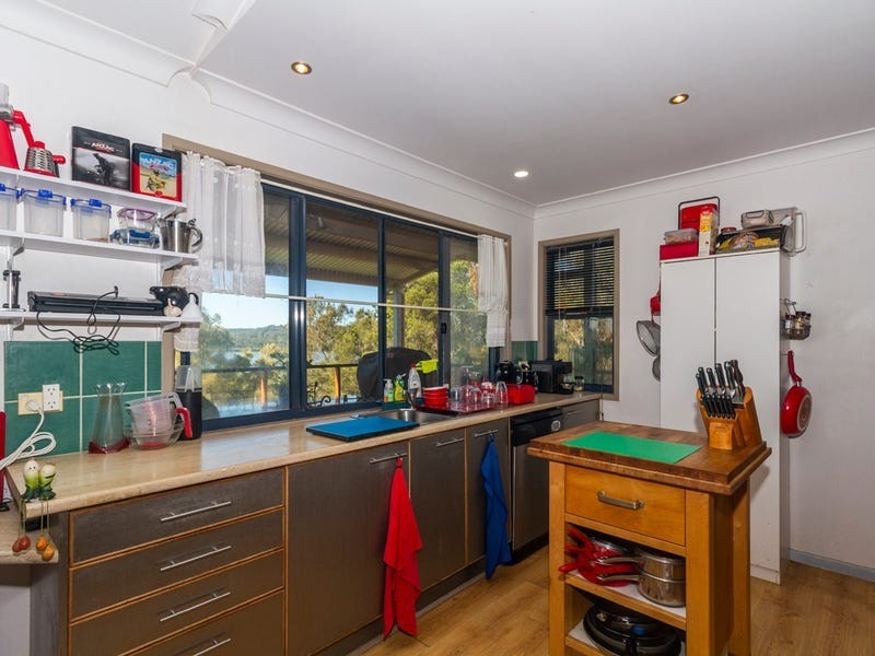 11 Opal Court, Russell Island QLD 4184