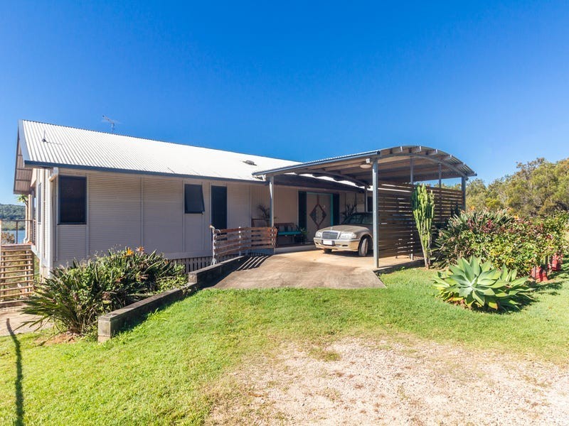 11 Opal Court, Russell Island QLD 4184
