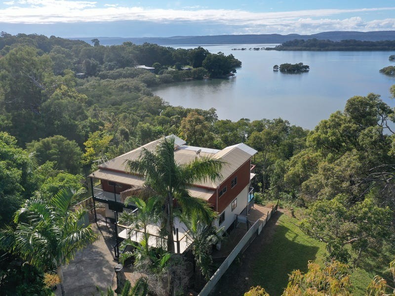8 Keith St, Macleay Island QLD 4184