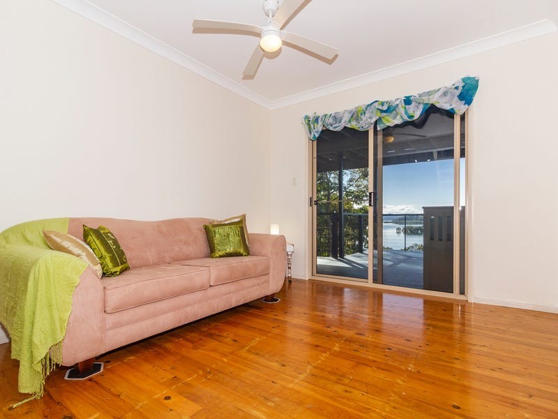 8 Keith St, Macleay Island QLD 4184