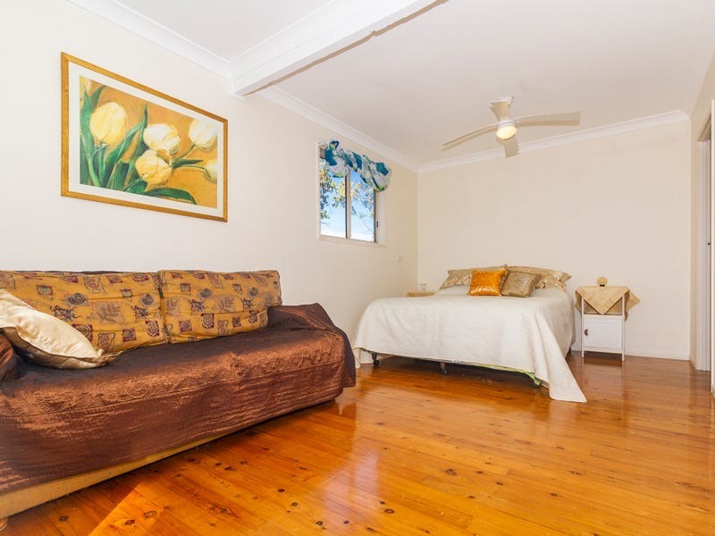 8 Keith St, Macleay Island QLD 4184
