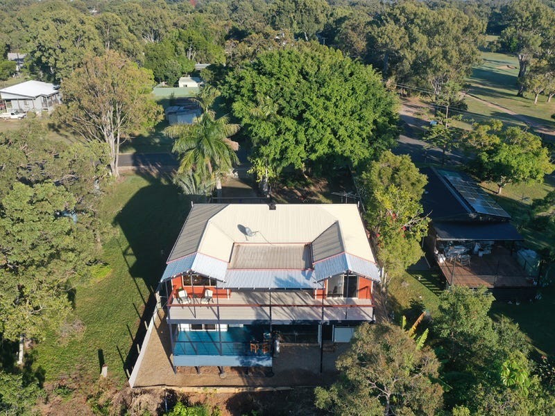 8 Keith St, Macleay Island QLD 4184