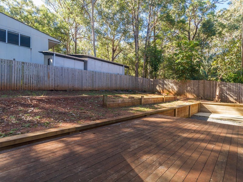 43 Waikiki Beach Rd, Russell Island QLD 4184
