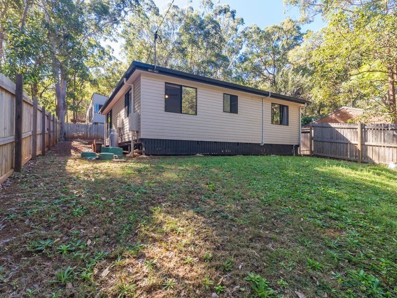 43 Waikiki Beach Rd, Russell Island QLD 4184