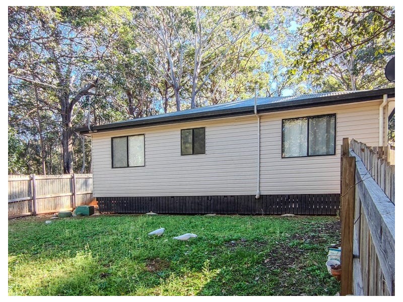 43 Waikiki Beach Rd, Russell Island QLD 4184