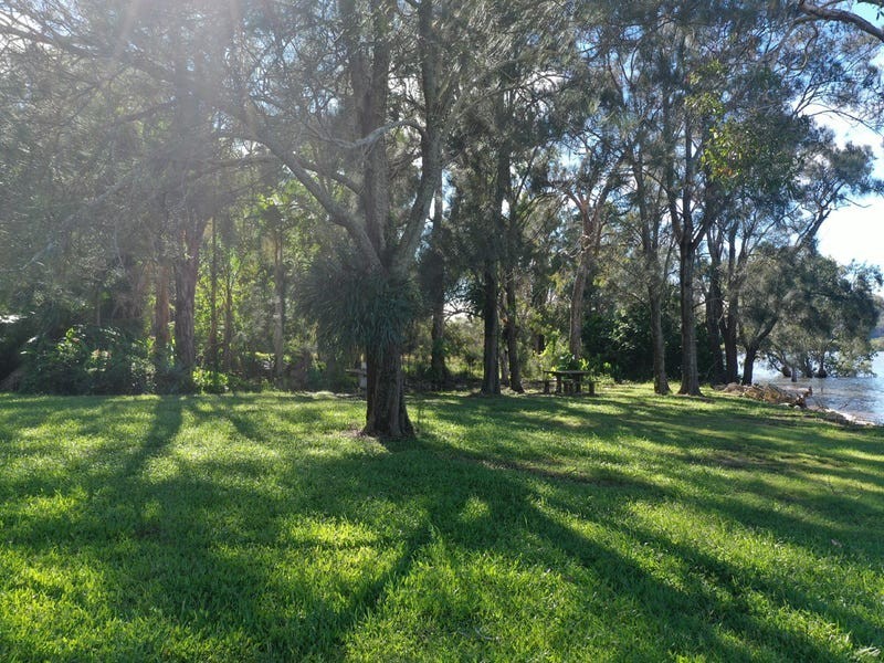 42 Carissa St, Russell Island QLD 4184
